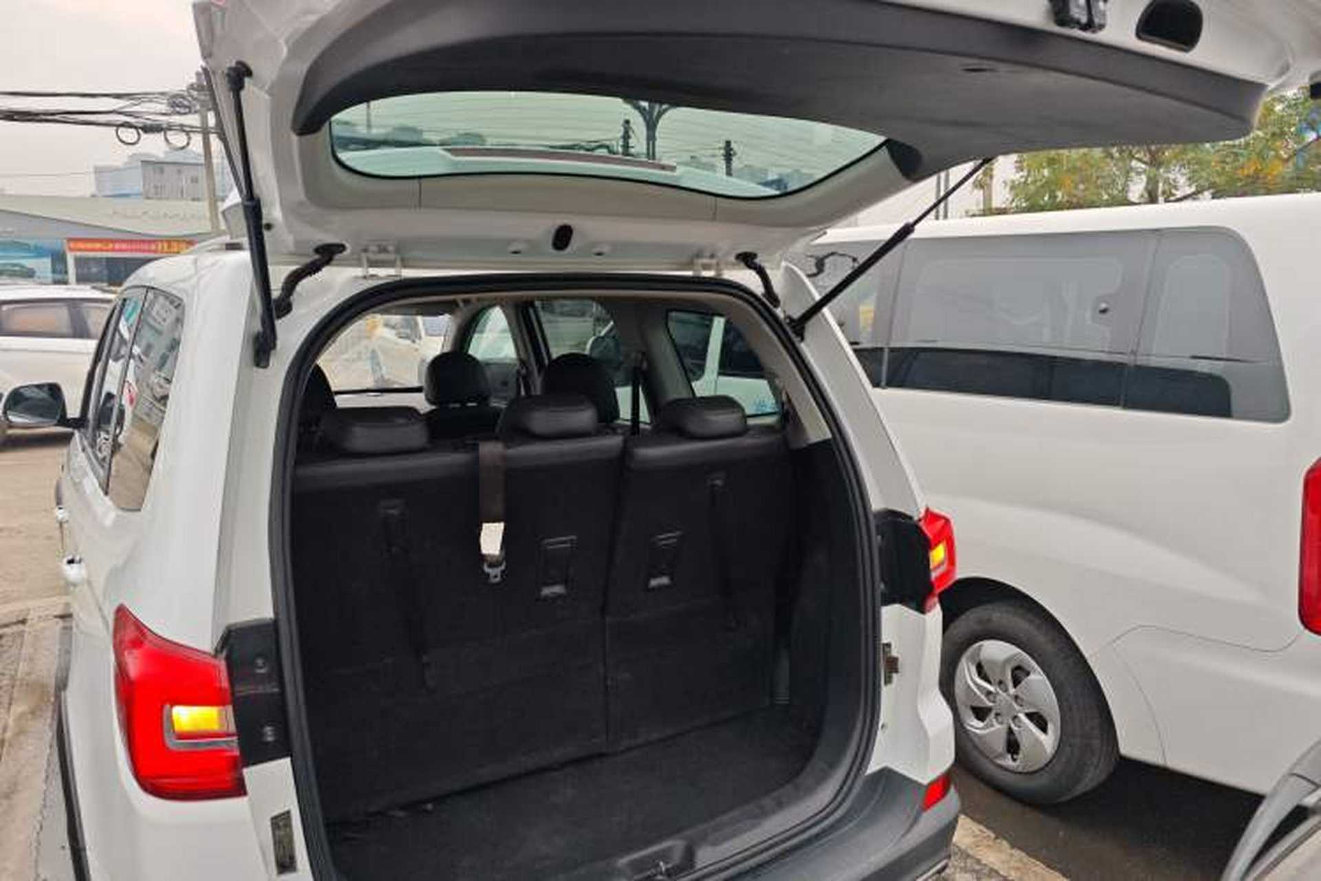 Used FORTHING SX6 2019 1.6L Manual Luxury Model China VI Standard Trunk