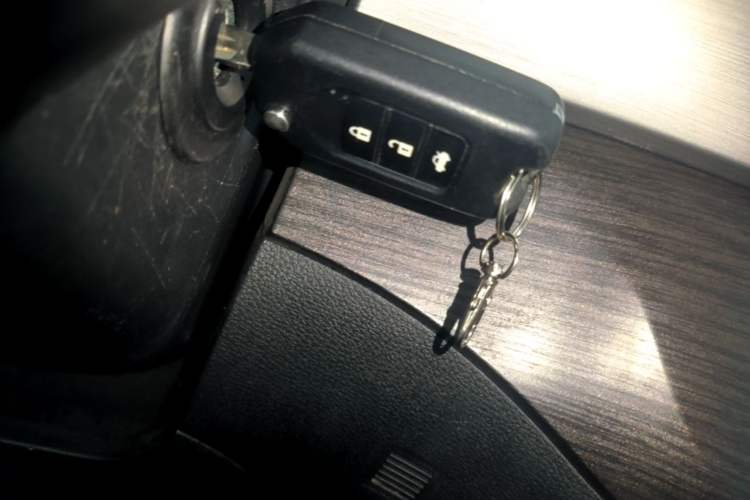 Used FORTHING SX6 2019 1.6L Manual Luxury Model China VI Standard Vehicle Key