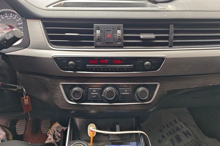 Used FORTHING SX6 2020 1.6L Manual Comfort Model China VI Standard Audio And AC Panel