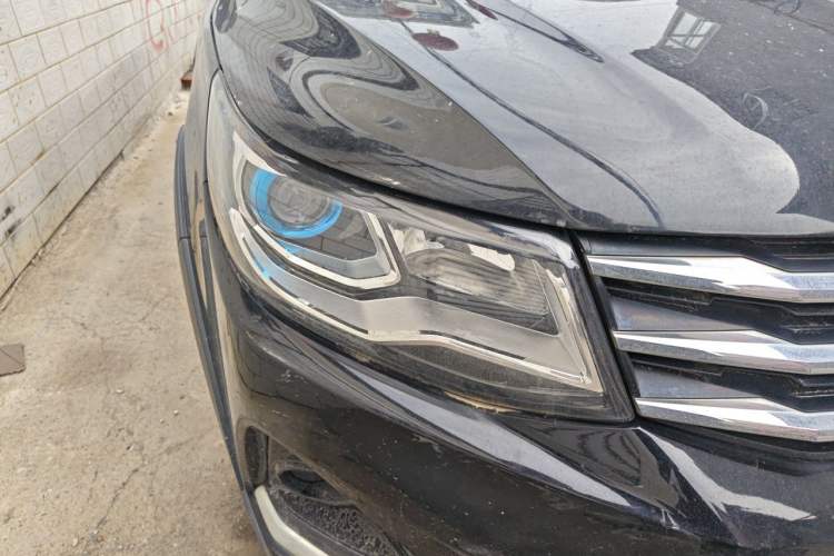 Used FORTHING SX6 2020 1.6L Manual Comfort Model China VI Standard Right Front Headlight