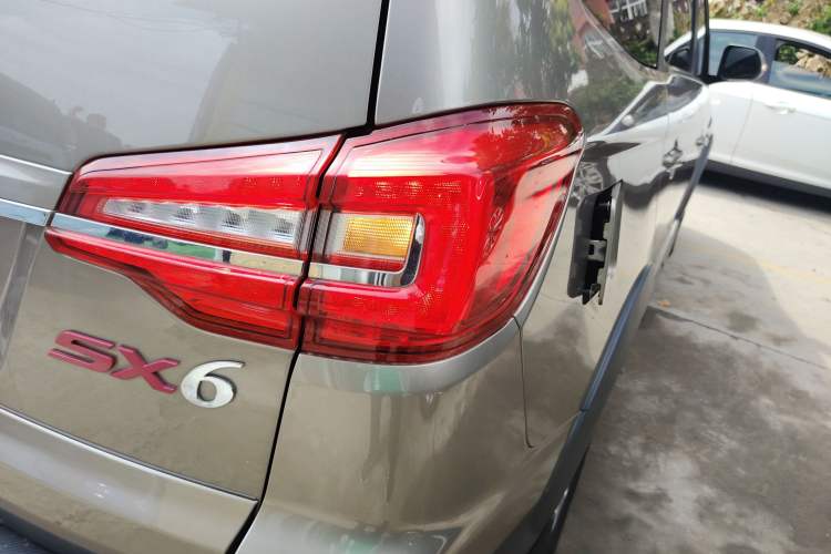 Used FORTHING SX6 2020 1.6L Manual Comfort Model China VI Standard Exterior 6