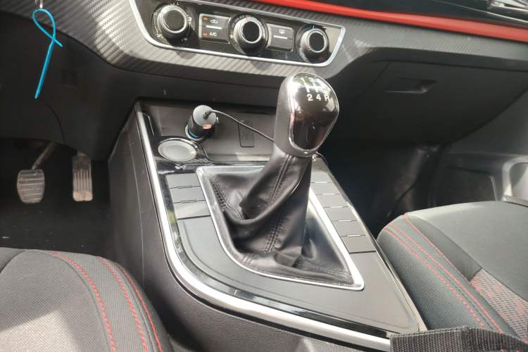 Used FORTHING SX6 2020 1.6L Manual Comfort Model China VI Standard Gear Lever