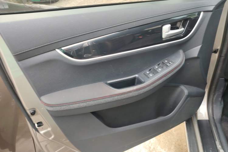 Used FORTHING SX6 2020 1.6L Manual Comfort Model China VI Standard Interior 7