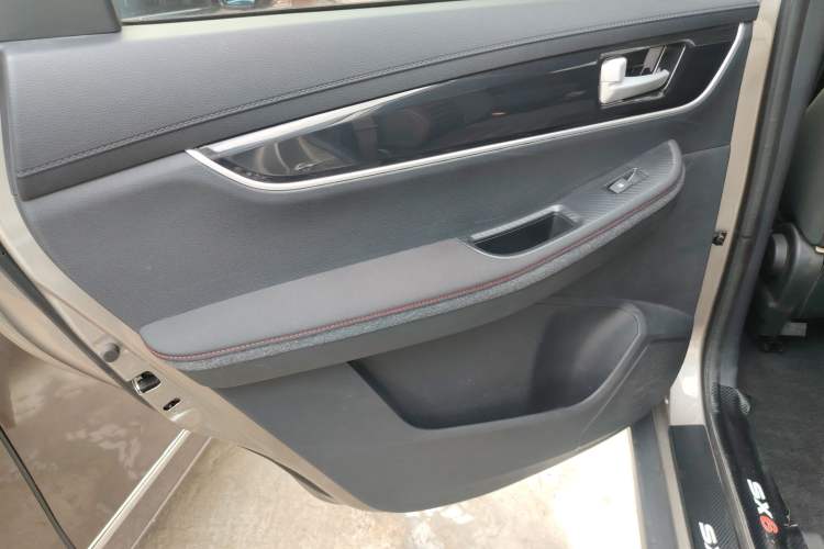 Used FORTHING SX6 2020 1.6L Manual Comfort Model China VI Standard Interior 8