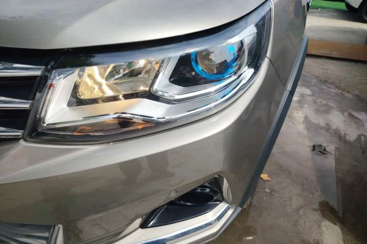 Used FORTHING SX6 2020 1.6L Manual Comfort Model China VI Standard Left Front Headlight