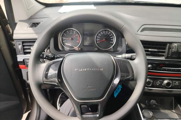 Used FORTHING SX6 2020 1.6L Manual Comfort Model China VI Standard Steering Wheel