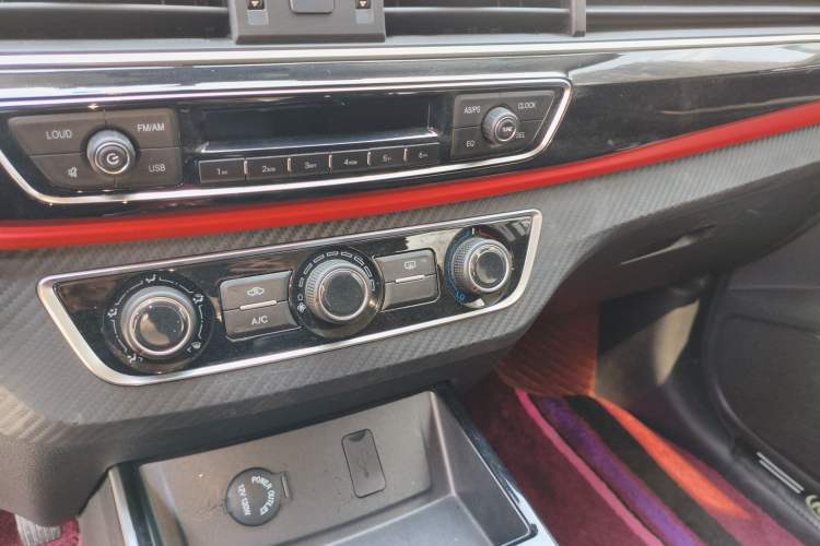 Used FORTHING SX6 2020 1.6L Manual Comfort Model China VI Standard Audio And AC Panel