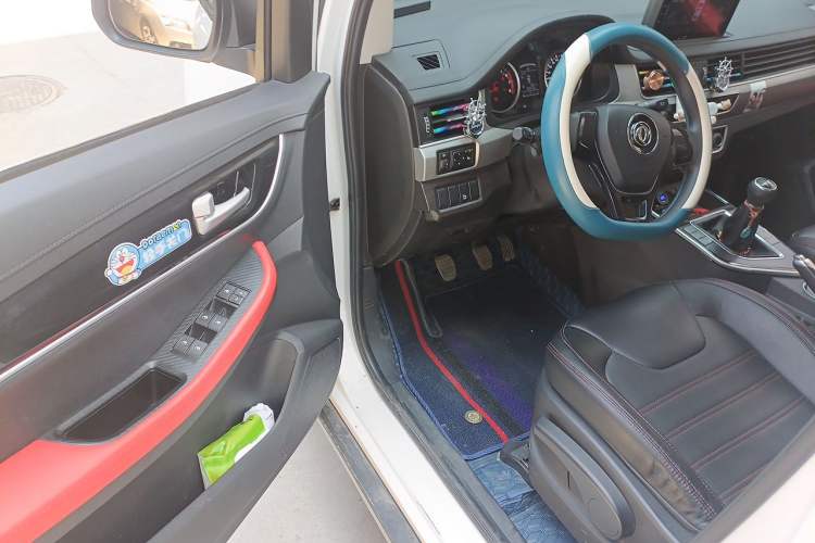 Used FORTHING SX6 2020 1.6L Manual Comfort Model China VI Standard Driver Seat