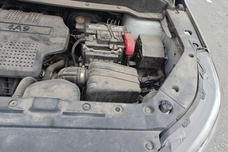 Used FORTHING SX6 2020 1.6L Manual Luxury Model China VI Standard Engine Bay Left