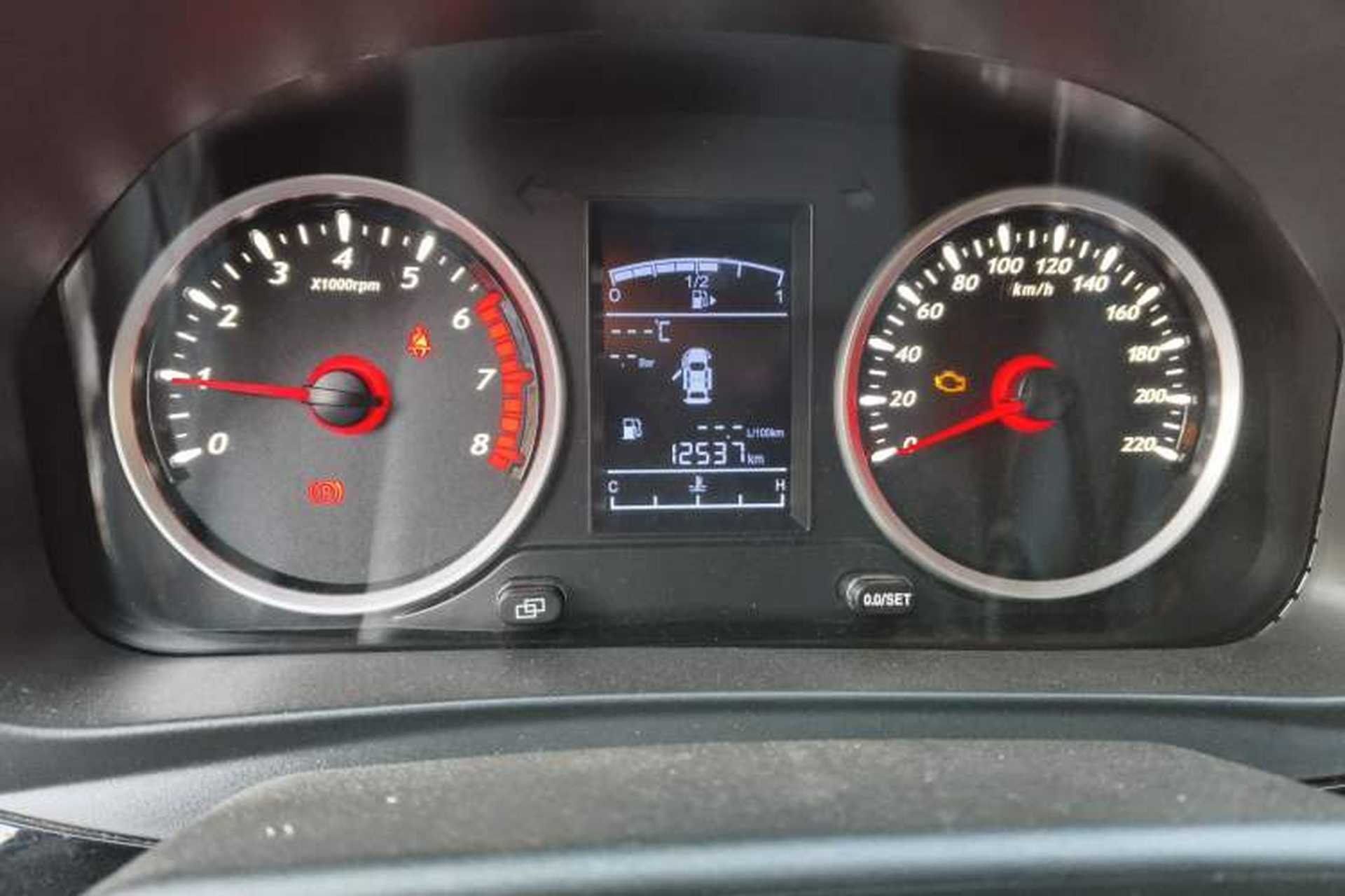 Used FORTHING SX6 2020 1.6L Manual Comfort Model China VI Standard Instrument Cluster