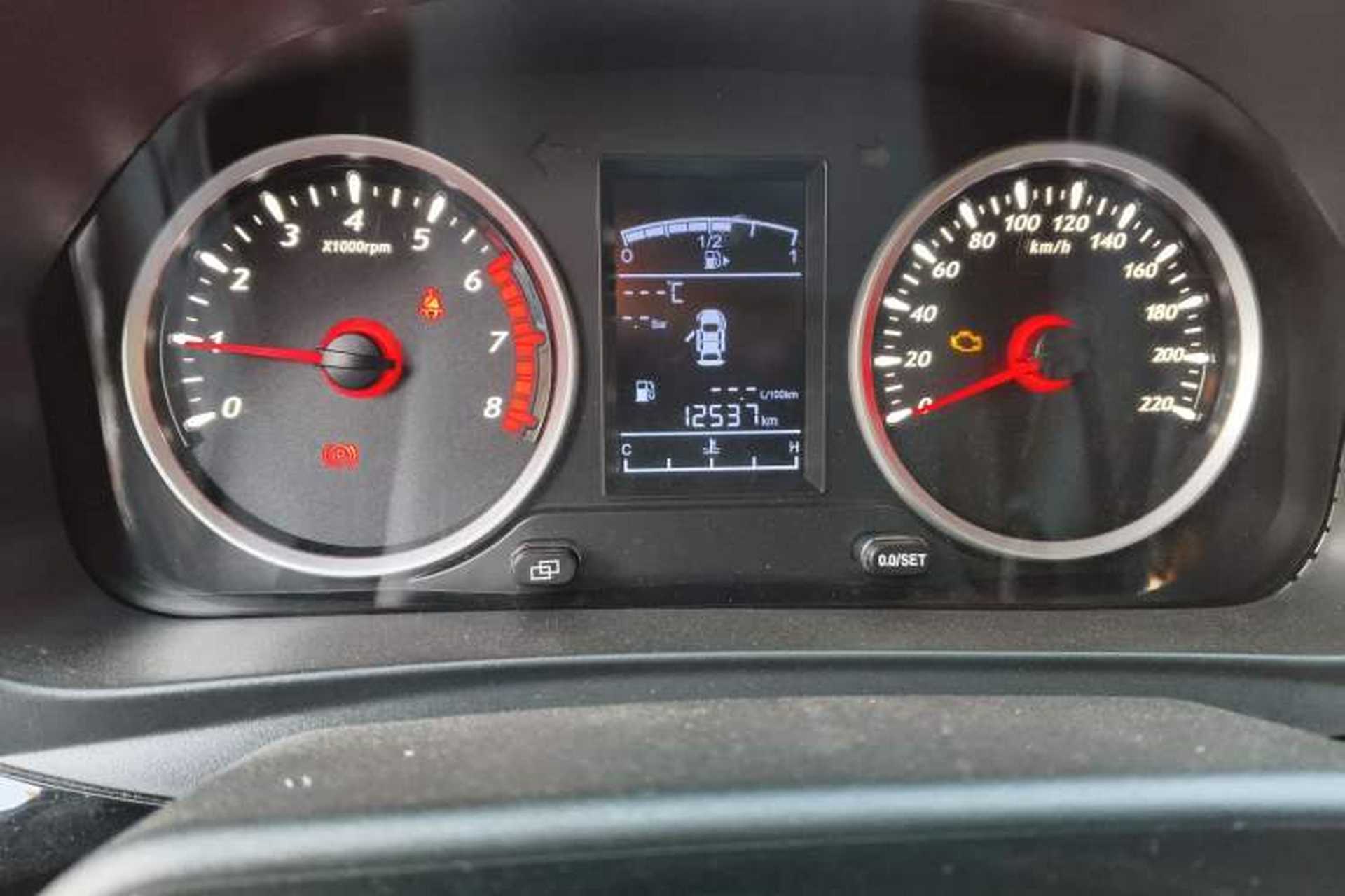 Used FORTHING SX6 2020 1.6L Manual Comfort Model China VI Standard Odometer Close Up