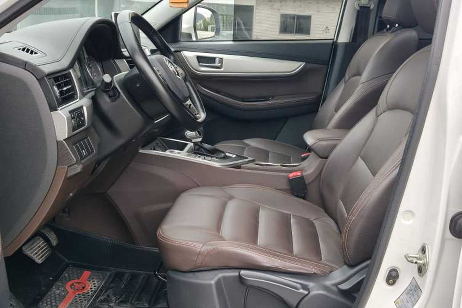 Used FORTHING SX6 2021 1.6L Manual Global Anniversary Edition Interior 5