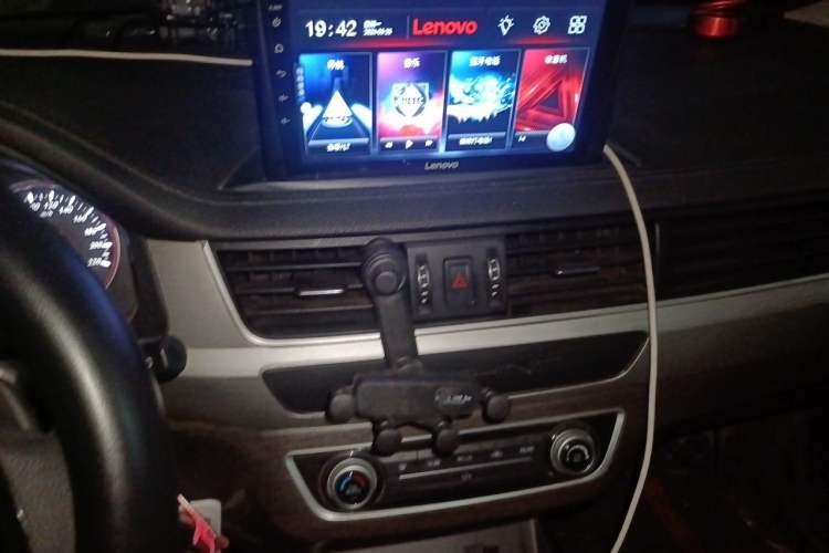 Used FORTHING SX6 2022 1.6L Manual Luxury Version – Youth Edition Audio And AC Panel