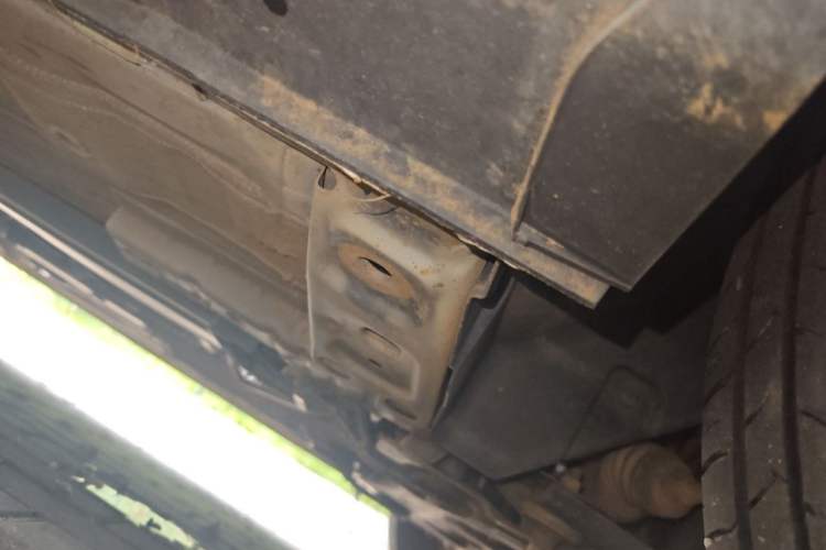 Used FORTHING SX6 2022 1.6L Manual Comfort Model Chassis Front Right