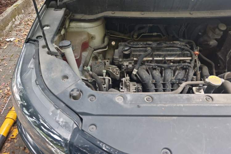Used FORTHING SX6 2022 1.6L Manual Comfort Model Engine Bay Right