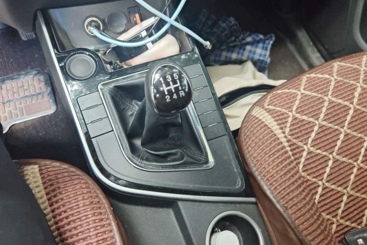 Used FORTHING SX6 2022 1.6L Manual Comfort Model Gear Lever