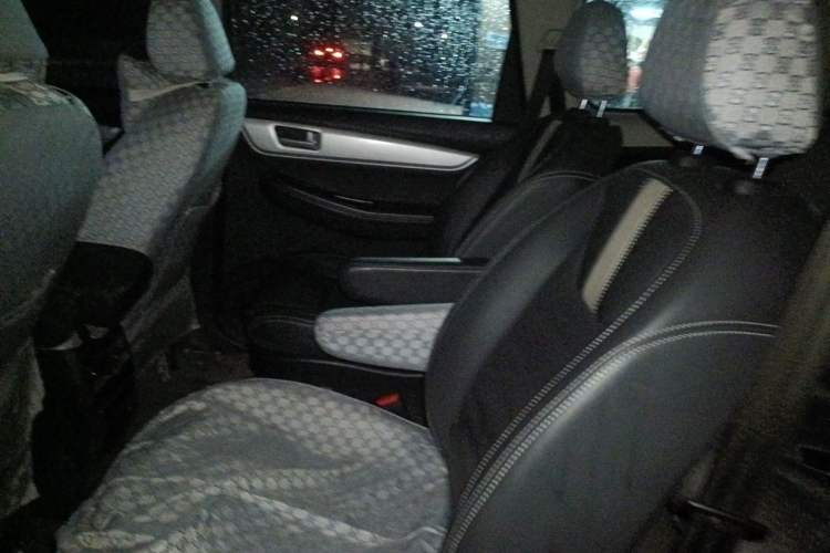 Used FORTHING SX6 2022 1.6L Manual Luxury Version – Youth Edition Left Rear Seat