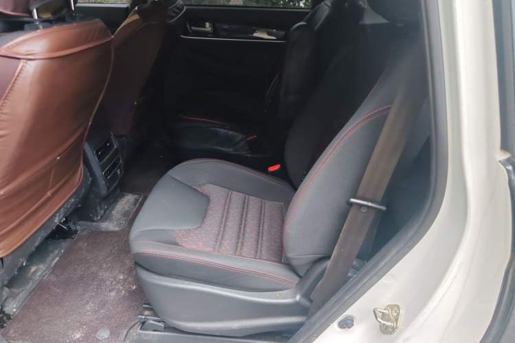 Used FORTHING SX6 2022 1.6L Manual Comfort Model Left Rear Seat