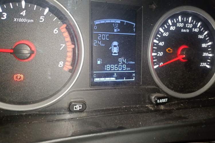 Used FORTHING SX6 2022 1.6L Manual Luxury Version – Youth Edition Odometer Close Up