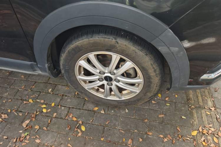 Used FORTHING SX6 2022 1.6L Manual Comfort Model Right Front Wheel Hub