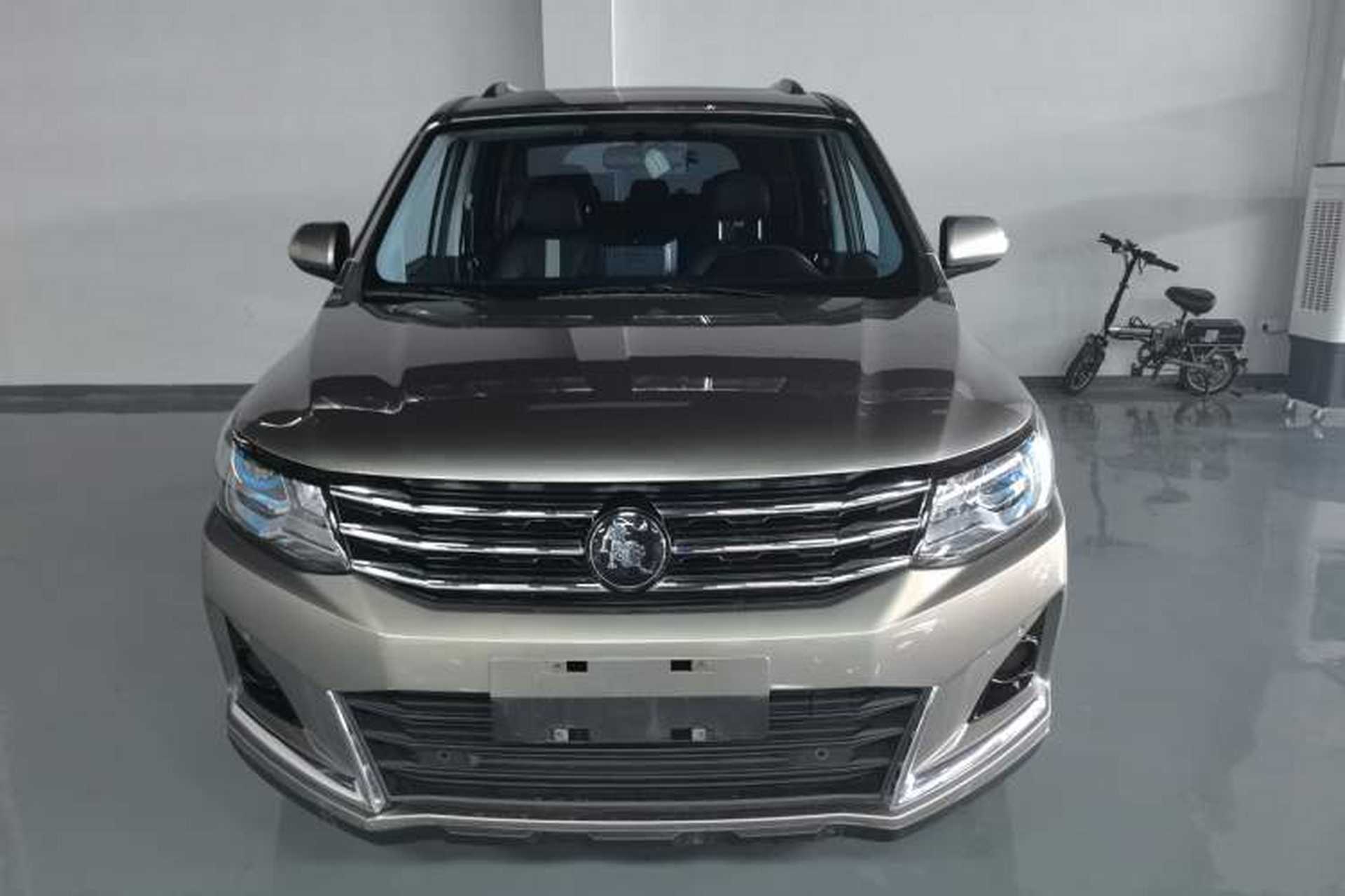 Used FORTHING SX6 2022 1.6L Manual Luxury Version Exterior 1