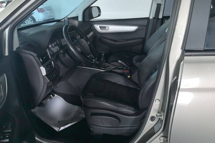 Used FORTHING SX6 2022 1.6L Manual Luxury Version Left Front Seat