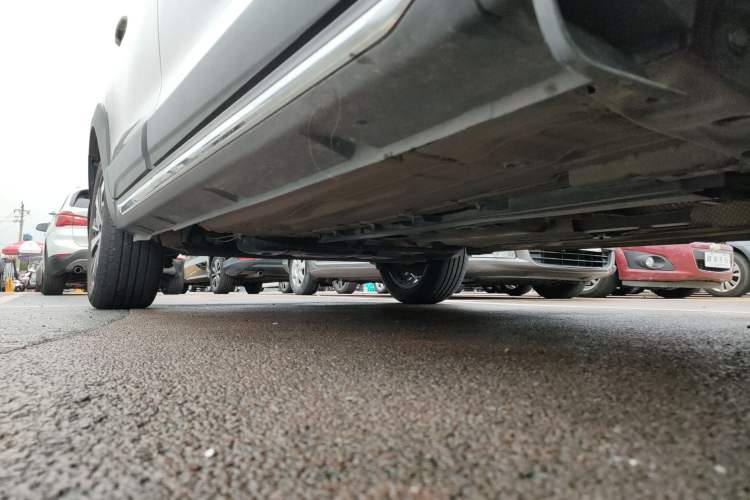 Used FORTHING SX6 2022 1.6L Manual Luxury Version Right Side Sill