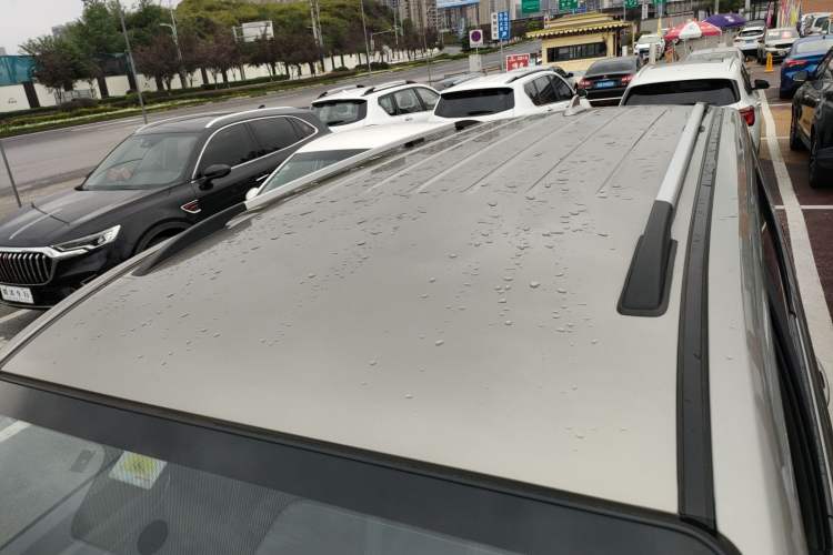 Used FORTHING SX6 2022 1.6L Manual Luxury Version Roof