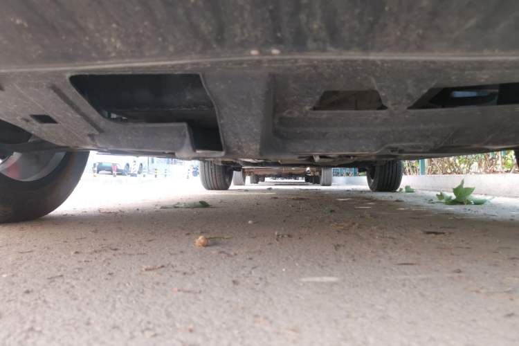 Used FORTHING SX6 2022 1.6L Manual Luxury Version – Youth Edition Chassis Front