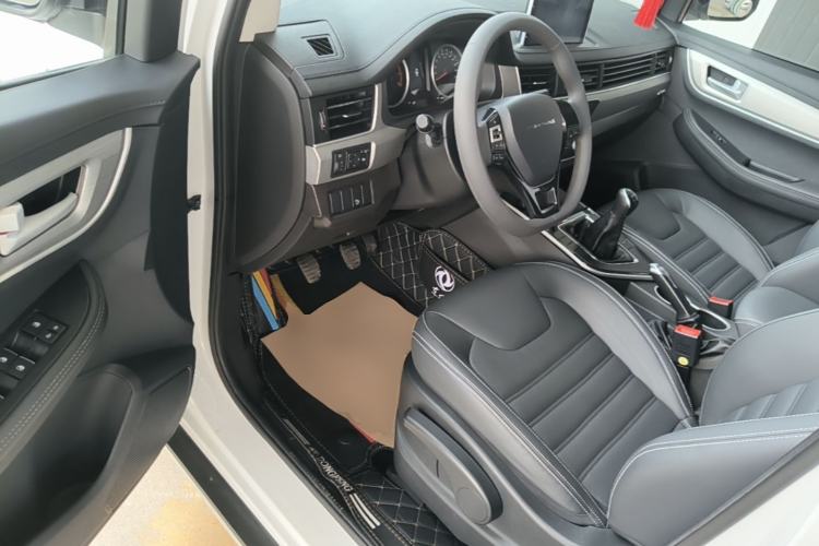 Used FORTHING SX6 2022 1.6L Manual Luxury Version – Youth Edition Driver Seat