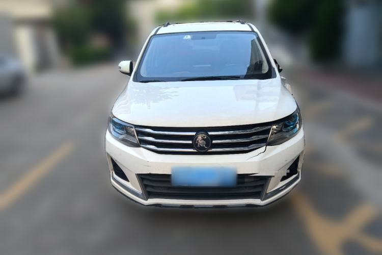 Used FORTHING SX6 2022 1.6L Manual Luxury Version – Youth Edition Front