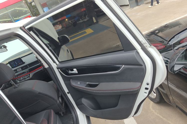 Used FORTHING SX6 2022 1.6L Manual Comfort Model Interior 6