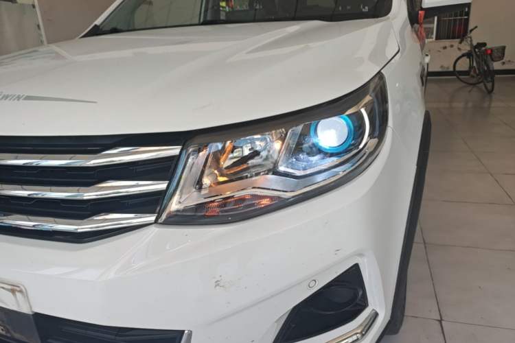 Used FORTHING SX6 2022 1.6L Manual Luxury Version Left Front Headlight