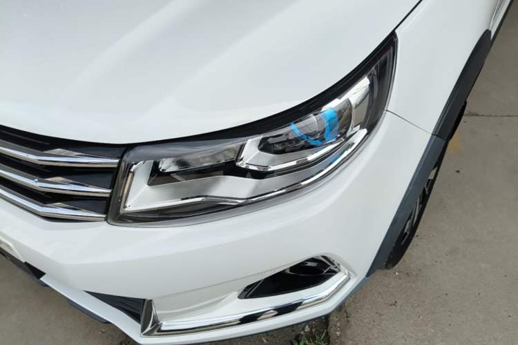 Used FORTHING SX6 2022 1.6L Manual Luxury Version – Youth Edition Left Front Headlight