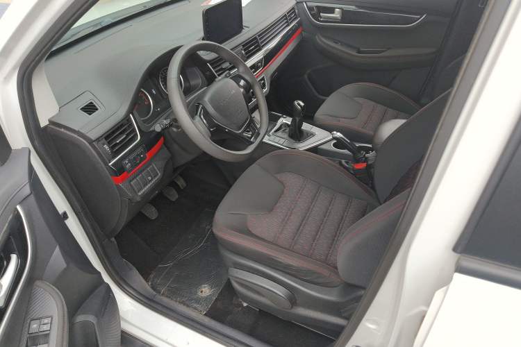 Used FORTHING SX6 2022 1.6L Manual Comfort Model Left Front Seat