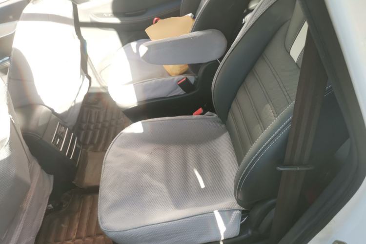 Used FORTHING SX6 2022 1.6L Manual Luxury Version – Youth Edition Left Rear Seat