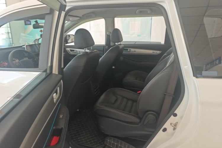 Used FORTHING SX6 2022 1.6L Manual Luxury Version Left Rear Seat