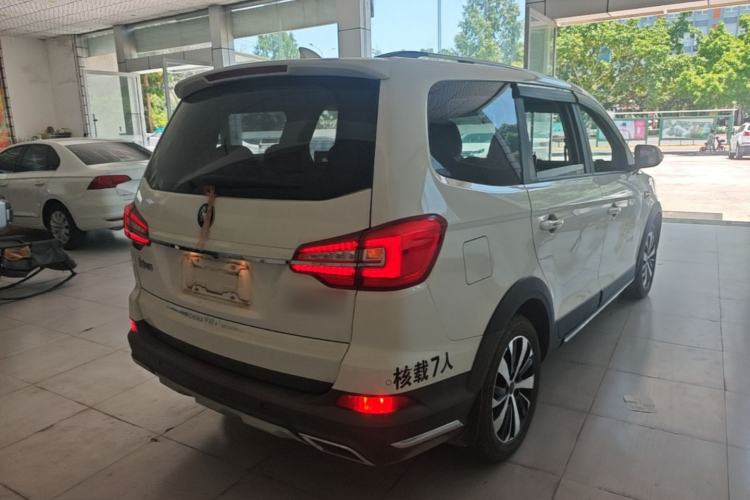 Used FORTHING SX6 2022 1.6L Manual Luxury Version Rear Right 45 Deg