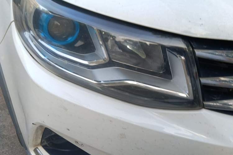 Used FORTHING SX6 2022 1.6L Manual Luxury Version – Youth Edition Right Front Headlight