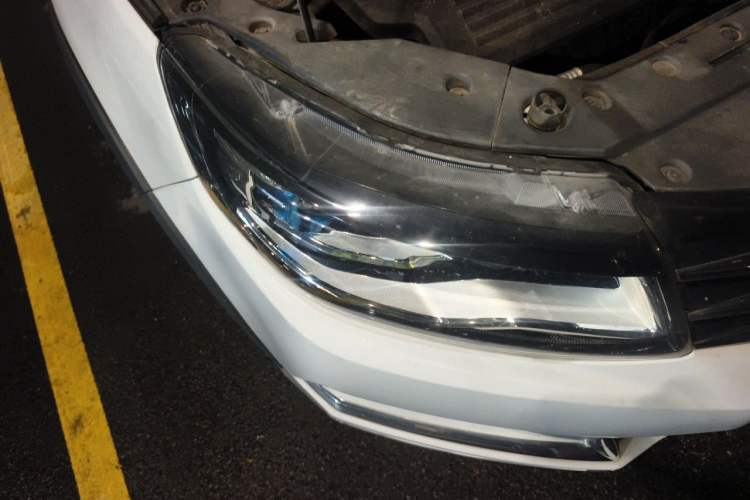 Used FORTHING SX6 2022 1.6L Manual Luxury Version Right Front Headlight