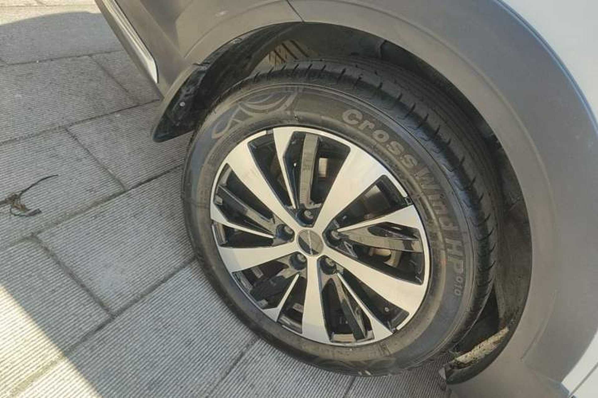 Used FORTHING SX6 2022 1.6L Manual Luxury Version Right Rear Wheel Hub