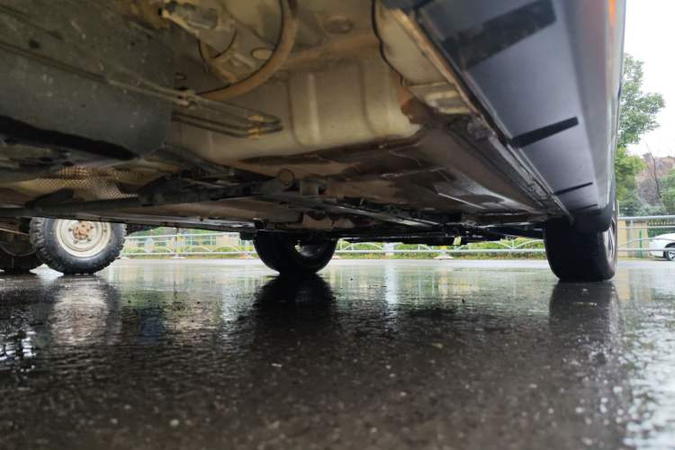 Used FORTHING SX6 2023 1.6L Manual Comfort Model Chassis Rear Right