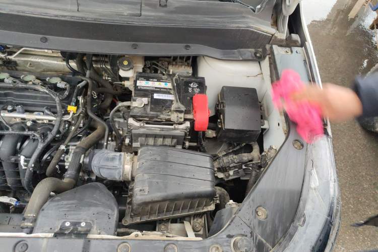Used FORTHING SX6 2023 1.6L Manual Comfort Model Engine Bay Left