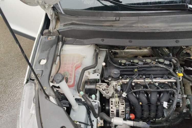 Used FORTHING SX6 2023 1.6L Manual Comfort Model Engine Bay Right