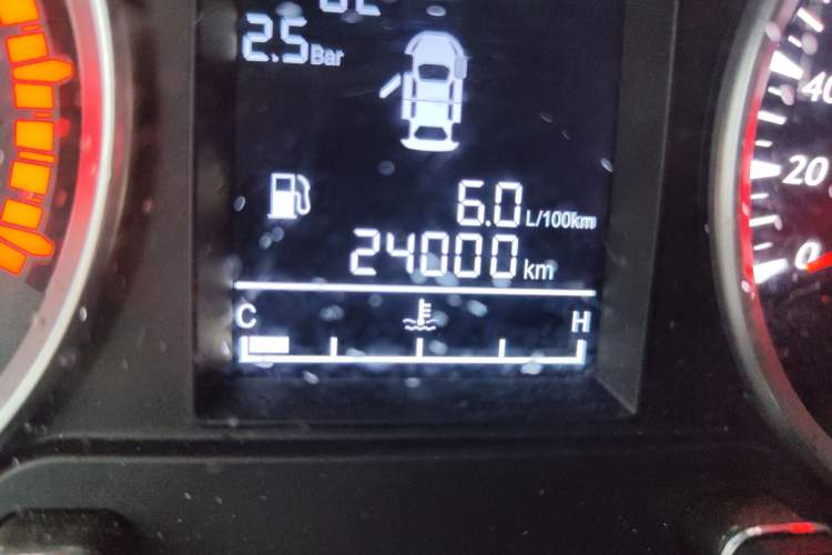 Used FORTHING SX6 2023 1.6L Manual Comfort Model Odometer Close Up