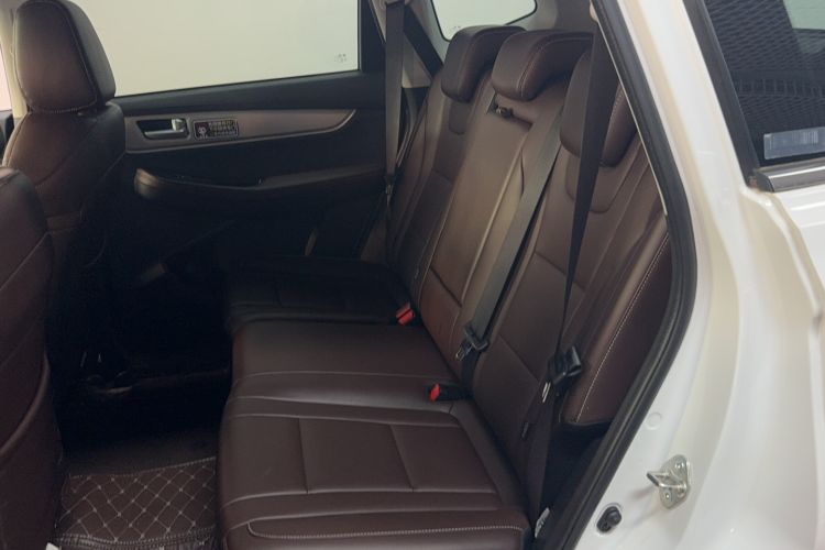 Used FORTHING T5 2022 Grand Edition 1.6L Manual Dream-Chasing Five-Seat Model Interior 1