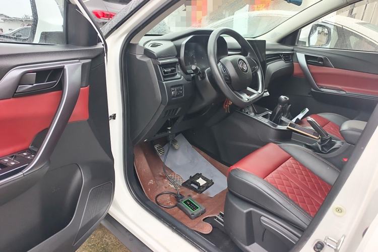 Used FORTHING T5 2020 1.6L Manual Luxury Model China VI Standard Interior 3