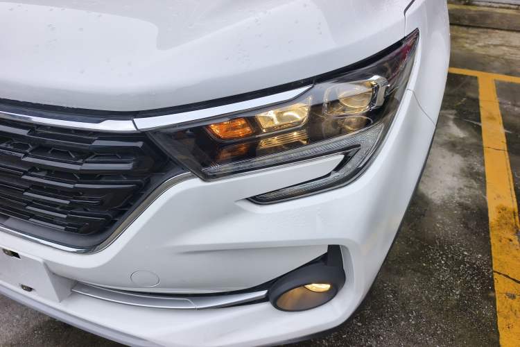 Used FORTHING T5 2021 1.5T Automatic Comfort Version Left Front Headlight