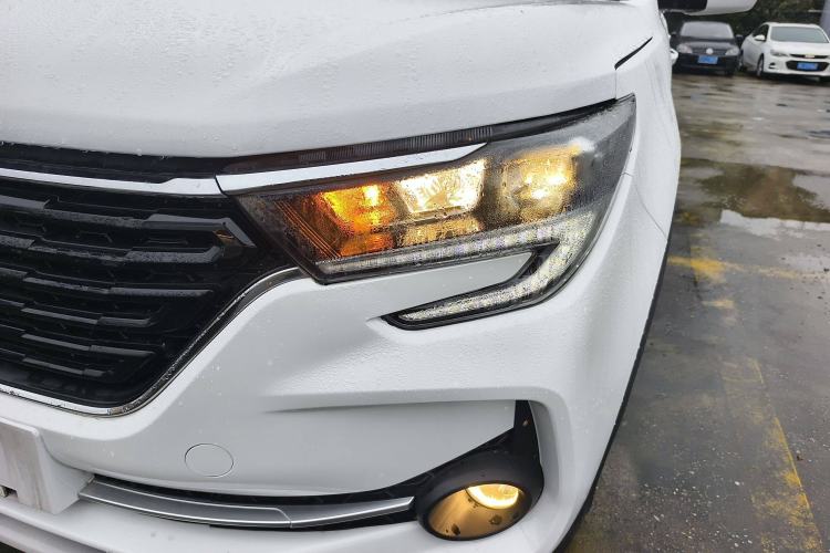 Used FORTHING T5 2020 1.6L Manual Luxury Model China VI Standard Left Front Headlight