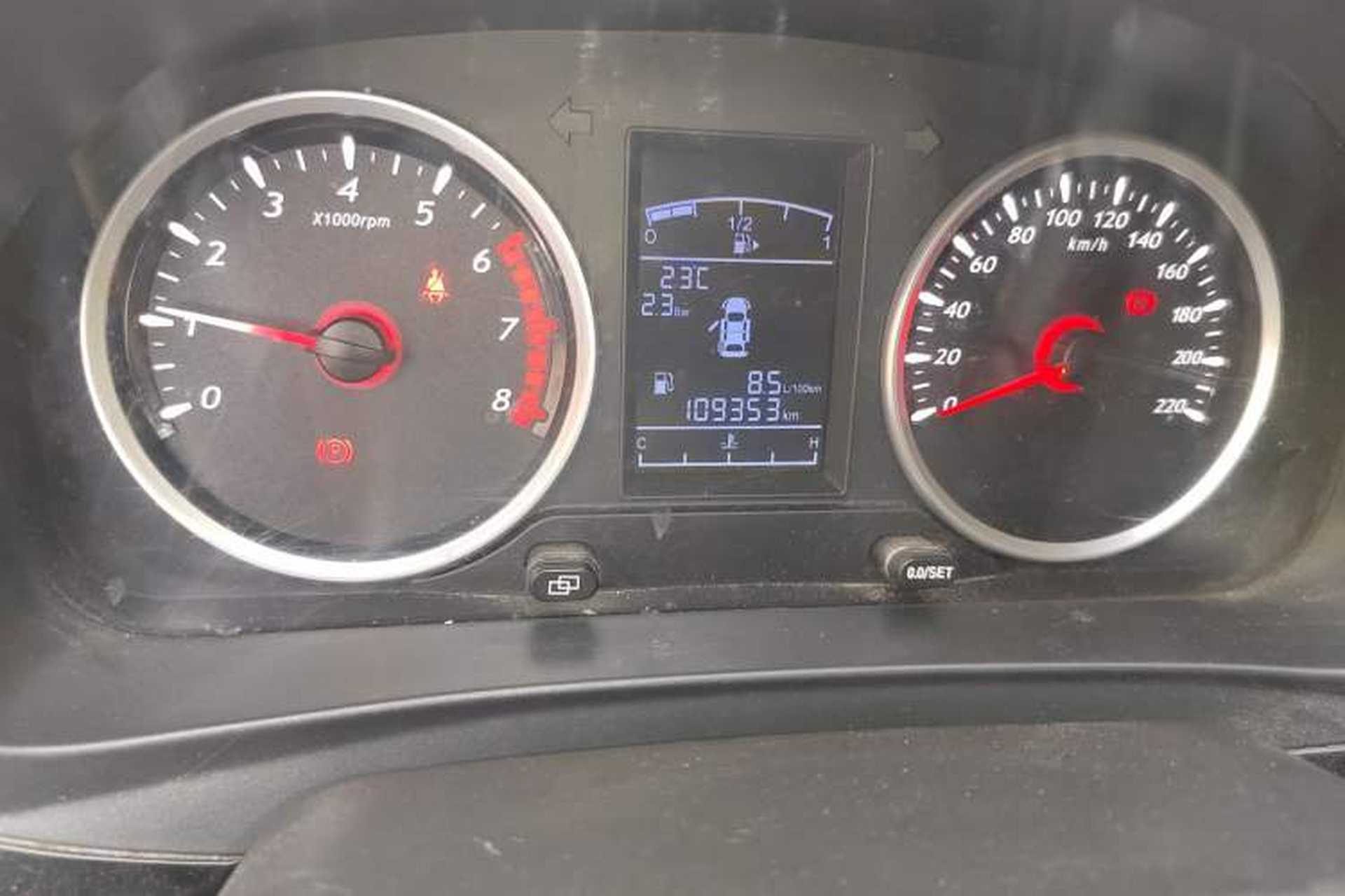 Used FORTHING T5 2021 1.6L Manual Comfort Model Odometer Close Up